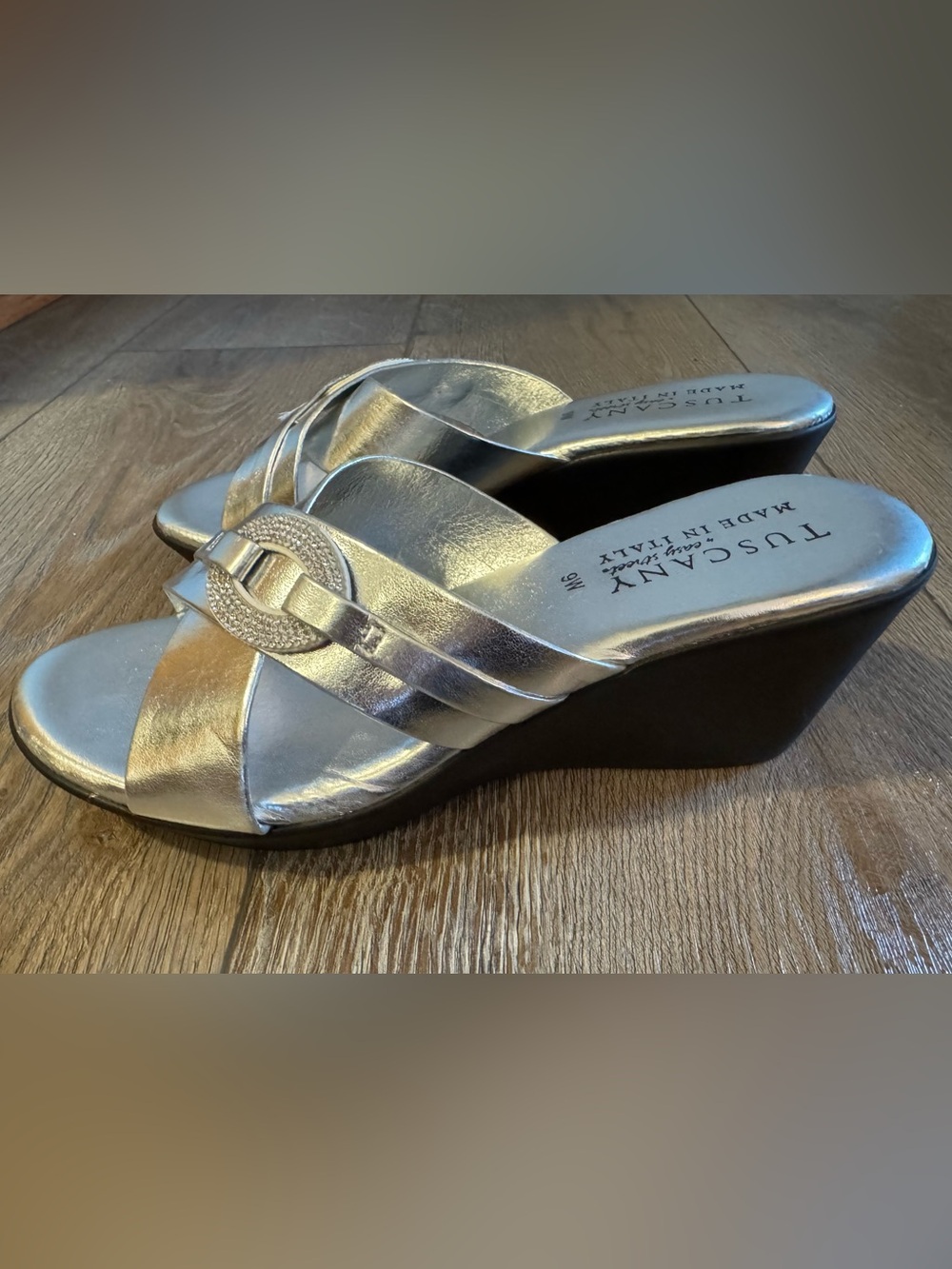 Easy Street Tuscany Italy Silver Wedge Slide Sandals Size 9 W